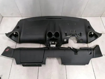 McLaren 570S Spider Dashboard RHD Dashboard