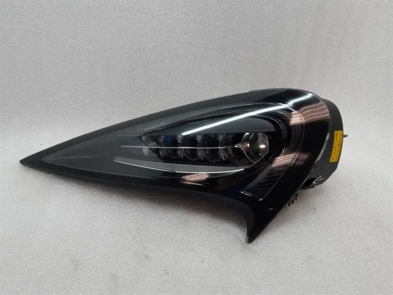 McLaren 570S Spider Left Head Light 13A3754CP RIGHT HAND DRIVE RHD
