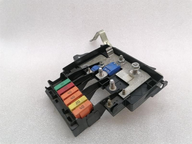McLaren 570S Spider Fuse Box 13M0771CP Fuse Box