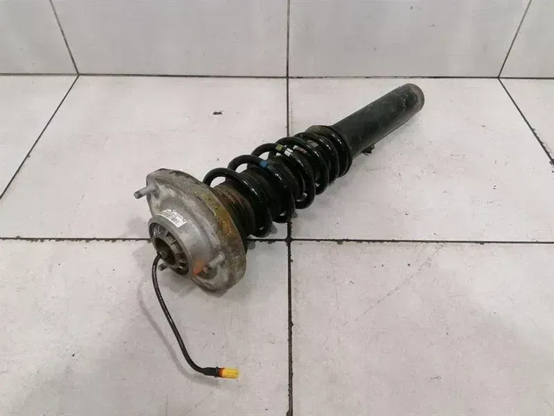 Porsche 911 (991) Porsche 911 991 shock absorber front 99134303512 shock absorber front PASM Body type: Targa
Fuel: Petrol