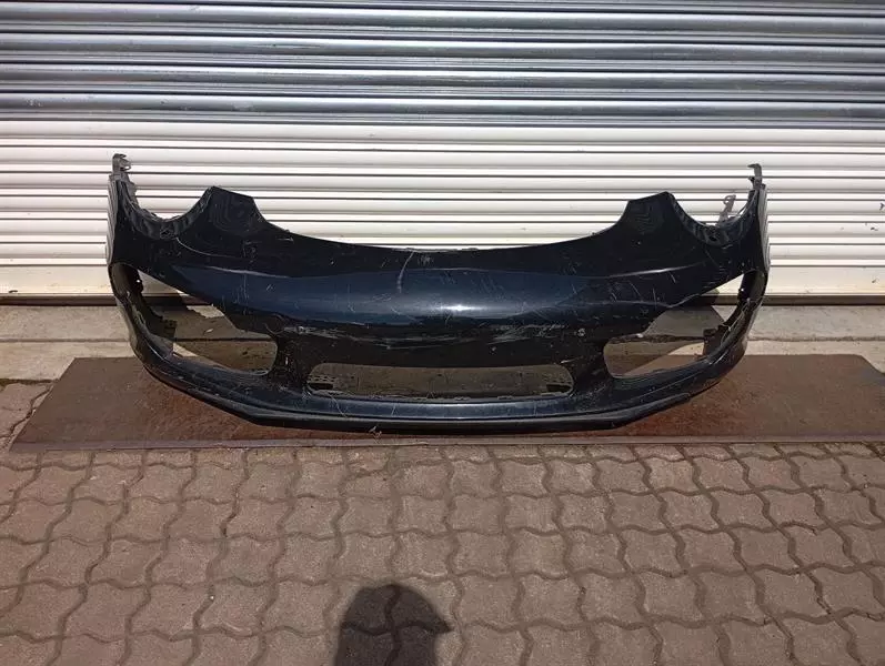 Porsche 911 (991) Porsche 911 991 Front Bumper 99150532101 Front Bumper Body type: Targa
Fuel: Petrol