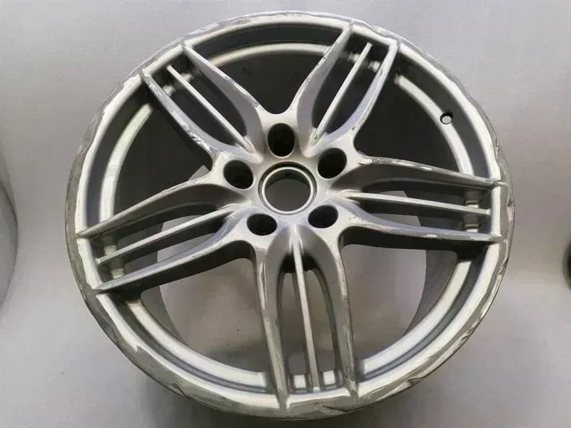 Porsche 911 (991) Porsche 911 991 Alloy Wheel 99136216632 Alloy Wheel Sport Design 11J x 20 ET70 Body type: Targa
Fuel: Petrol
