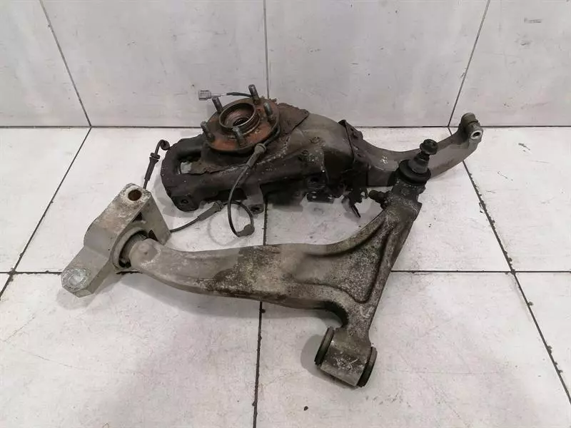 Nissan GT-R Nissan GT-R R35 Right Front Hub 40014JF00A Wheel Bearing Housing Front Right SET SET Body type: Coupe
Fuel: Petrol