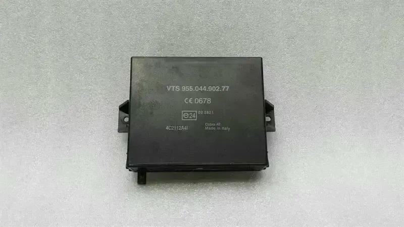 Porsche 911 (997) Electronic module Porsche 911 997 Telephone Control Unit 95504490...