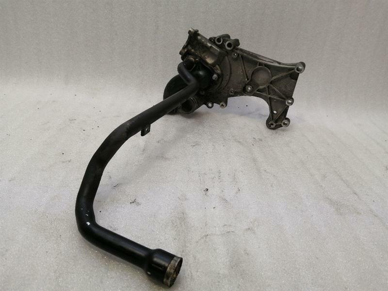 Porsche 911 (997) Porsche 911 997 water pump cover 9A110615001 coolant cover Body type: Convertible
Fuel: Petrol