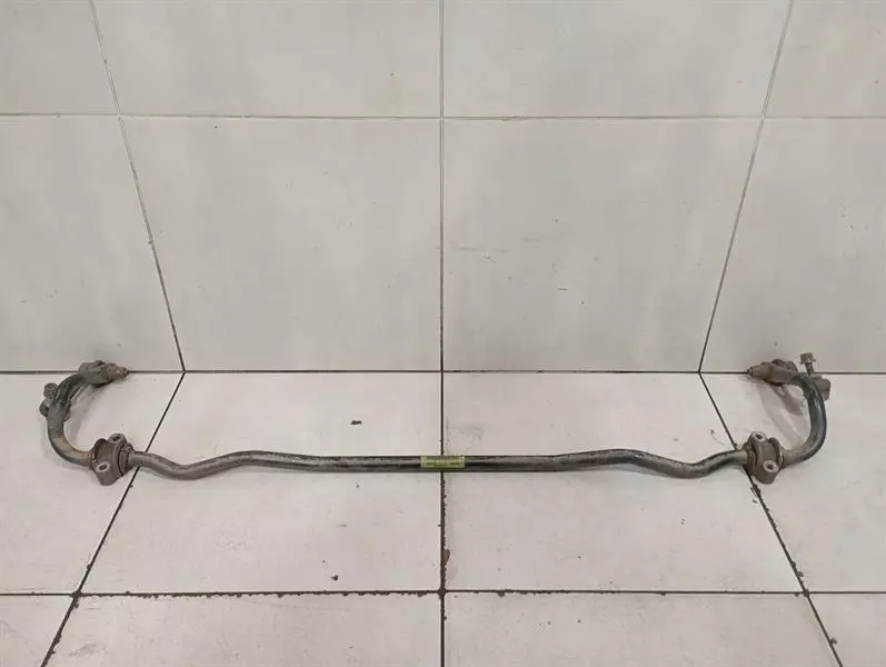 Porsche 911 (997) Porsche 911 997 Anti Roll Bar Rear 99733370302 Stabiliser Rear Body type: Coupe
Fuel: Petrol