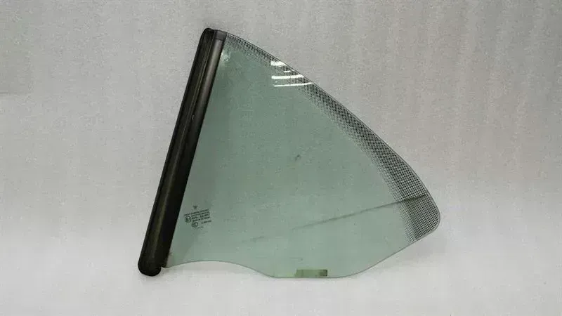 Porsche 911 (997) Left Rear 1/4 Glass Porsche 911 997 Convertible RLH Quarter Glass 9...