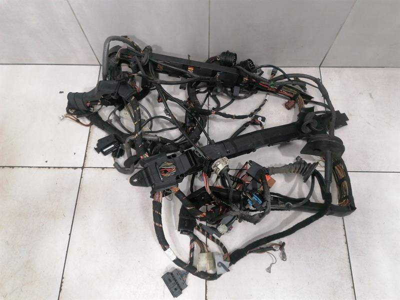 Porsche 911 (997) Porsche 911 997 Wiring Loom rhd C4 convertible bose rear end harness REAR Body type: Convertible
Fuel: Petrol