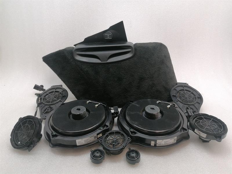 Porsche 911 (997) Porsche 911 997 Convertible Bose Speaker Set 99764556700 RHD RIGHT HANDLEB Body type: Convertible
Fuel: Petrol
