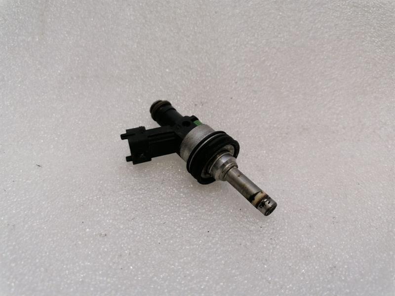 Porsche 911 (997) Porsche 911 997 Fuel Injector 9A160522100 Injection Nozzle MK2 09-12 Body type: Convertible
Fuel: Petrol
