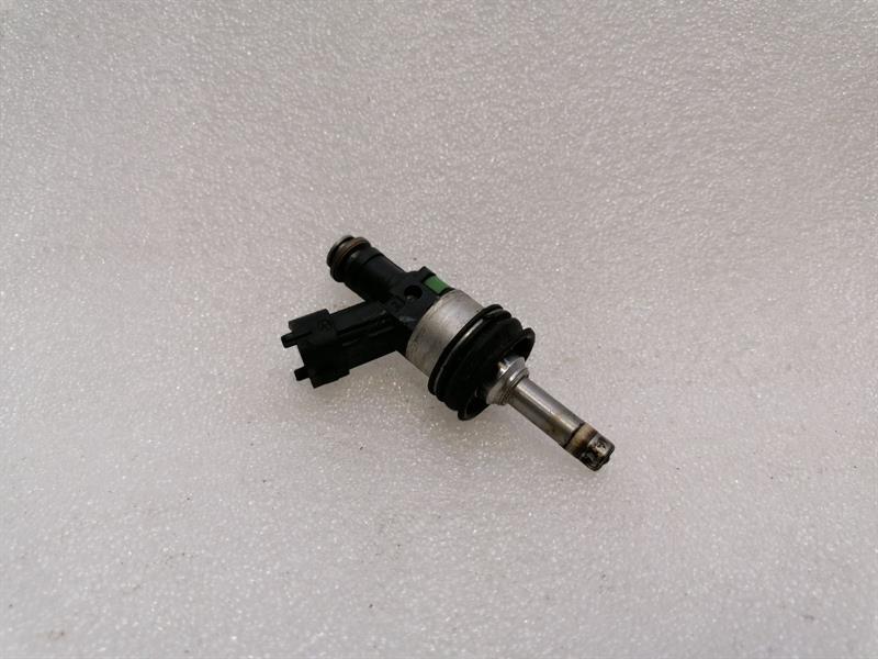 Porsche 911 (997) Porsche 911 997 Fuel Injector 9A160522100 Injection Nozzle MK2 09-12 Body type: Convertible
Fuel: Petrol