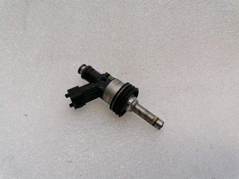 Porsche 911 (997) Porsche 911 997 Fuel Injector 9A160522100 Injection Nozzle MK2 09-12 Body type: Convertible
Fuel: Petrol