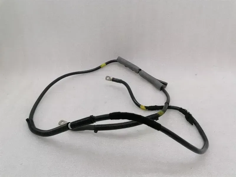 Porsche 911 (997) Porsche 911 997 Fuse Box Connection Wiring Loom 99761209725 Harness Body type: Coupe
Fuel: Petrol