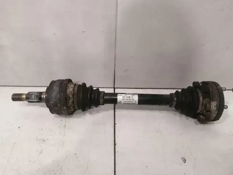 Porsche 911 (997) Porsche 911 997 PDK drive shaft rear 99733202452 rear drive shaft L=R Body type: Coupe
Fuel: Petrol