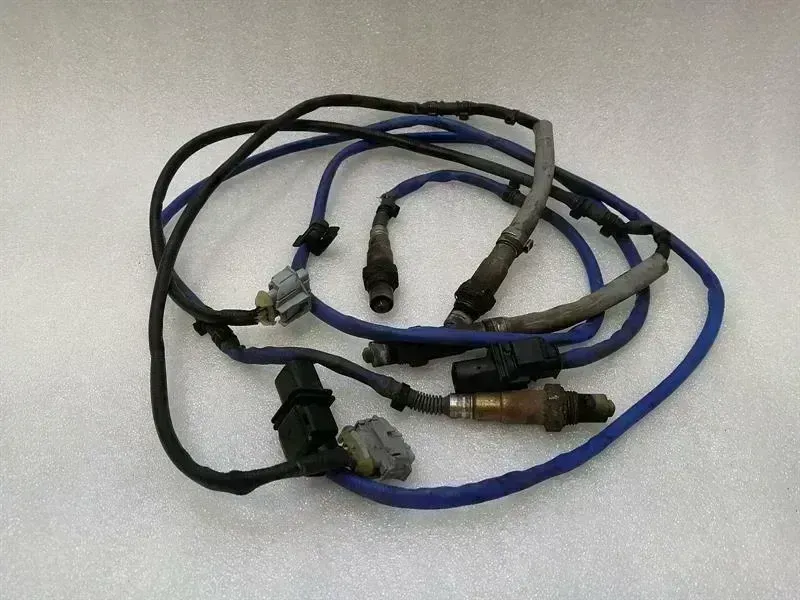 Porsche 911 (997) Porsche 911 997 Lambda Sensor Set of 4 9A160616801 Lambda Sensor Set Body type: Coupe
Fuel: Petrol
