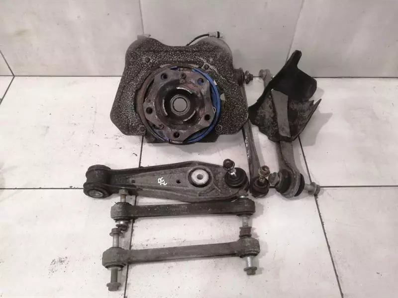 Porsche 911 (997) Porsche 911 997 Right Rear Hub 99733111207 Wheel Bearing Case Rear Right MK2 Set Body type: Coupe
Fuel: Petrol