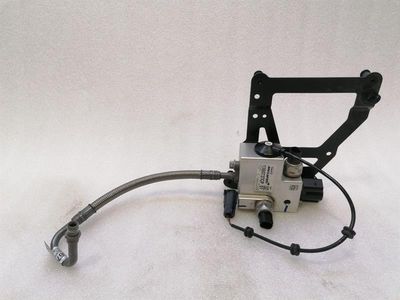 McLaren 600LT Spider Hydraulic Valve 13B0737CP Hydraulic Valve Axle Lift