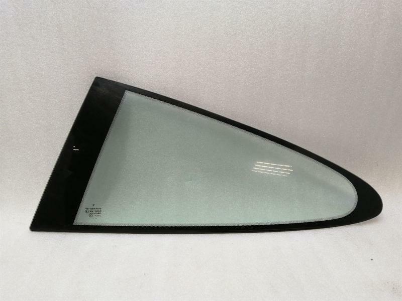 Porsche 911 (997) Porsche 911 997 996 RLH Quarter Glass 99754311105 Door Glass 1/4 Rear Left Body type: Coupe
Fuel: Petrol