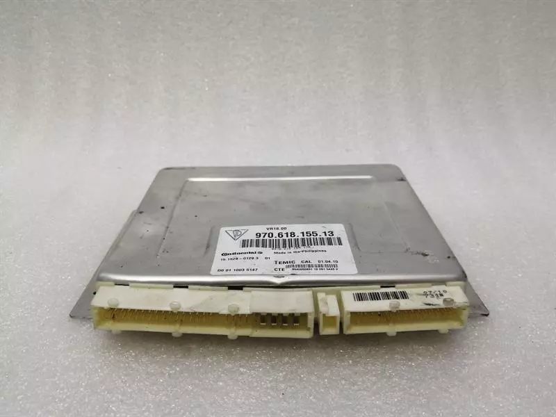 Porsche Panamera Porsche Panamera 970 Electronic Module PASM 97061815513 Control Unit PASM Body type: Hatchback
Fuel: Petrol
