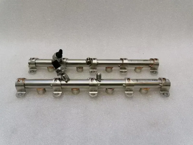 Porsche Panamera Porsche Panamera 970 Fuel Rail 0P2133316A Injection Strip Pipe Distributor TFSI Body type: Hatchback
Fuel: Petrol