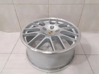 Porsche Panamera 970 lietie diski 97036217805 vieglmetāla diski 9.5JX20 ET65 R20