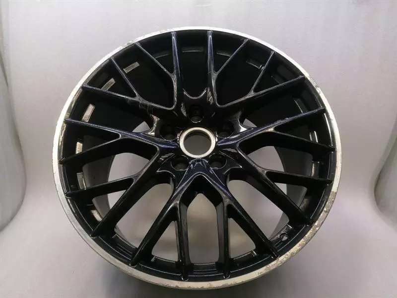 Porsche Panamera Porsche Panamera 970 Alloy Wheel 971601025K alloy rim sport design Body type: Hatchback
Fuel: Petrol