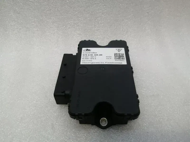 Porsche Panamera Porsche Panamera 970 Park Brake Module 97061810909 Parking Brake Control Unit PBM Body type: Hatchback
Fuel: Petrol