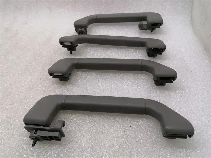 Porsche Panamera Porsche Panamera 970 Inner Roof Handle Set 970555607 Hold Handle Set Body type: Hatchback
Fuel: Petrol