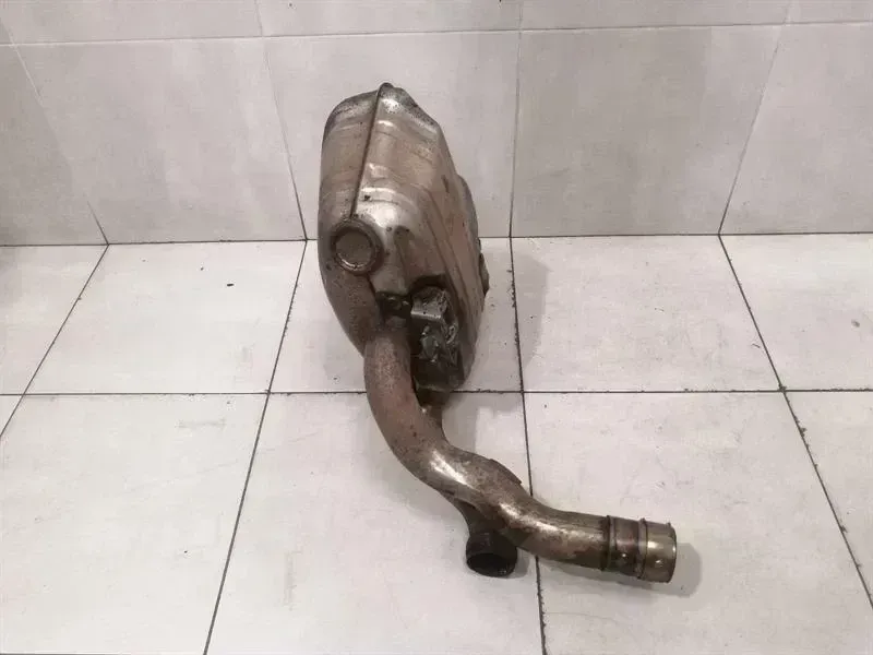 Porsche 911 (991) Porsche 911 997 mk2 Exhaust Silencer 99711131131 Exhaust Muffler Li Body type: Coupe
Fuel: Petrol