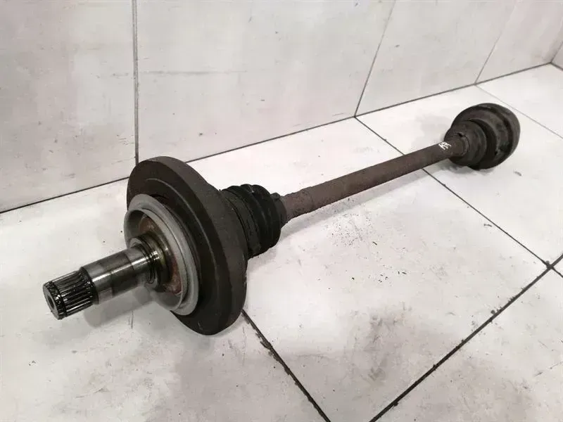 Mercedes-Benz A (W168) Mercedes SL R230 drive shaft rear right A2303505710 rear right drive shaft Body type: Convertible
Fuel: Petrol