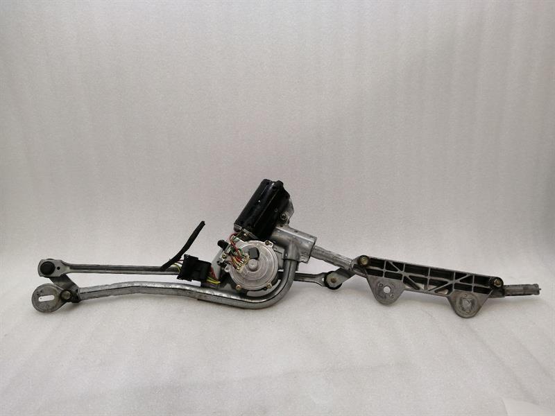 Mercedes-Benz A (W168) MERCEDES SL R230 FRONT WIPER ENGINE A2308200141 RIGHT HAND DRIVE RHD Body type: Convertible
Fuel: Petrol