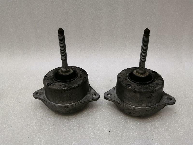 Porsche 911 (991) Porsche 911 997 Engine Mount Set 99737504908 Engine Holder Set