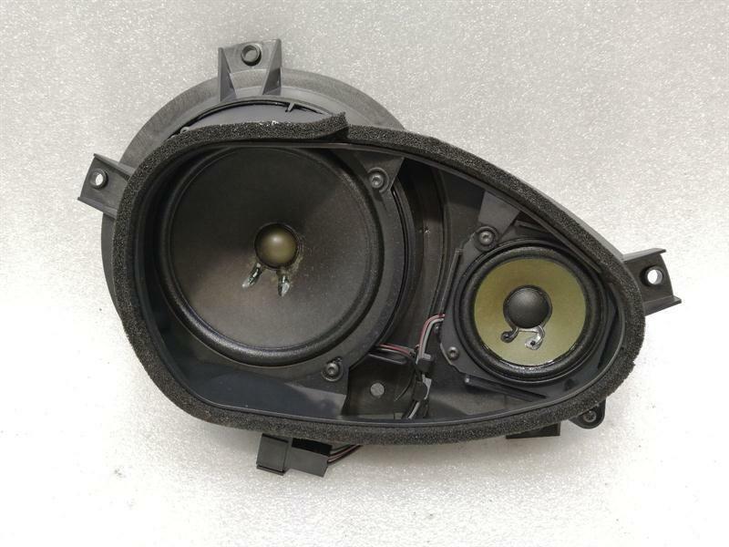 Mercedes-Benz A (W168) Mercedes SL R230 Right Door Speaker A2308201002 Right Door Speaker BOSE Body type: Convertible
Fuel: Petrol