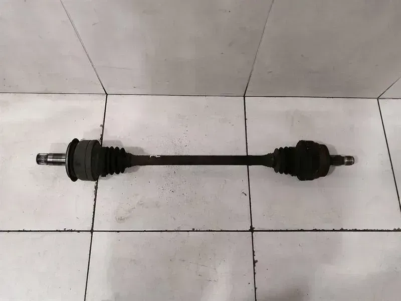 Mercedes-Benz A (W168) Mercedes SL R230 left rear drive shaft A2303505610 drive shaft rear left Body type: Convertible
Fuel: Petrol