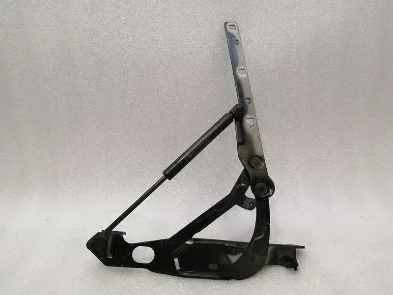 Mercedes-Benz A (W168) Mercedes SL R230 Bonnet Hinge RHS A2308800228 Hood Hinge Right Body type: Convertible
Fuel: Petrol