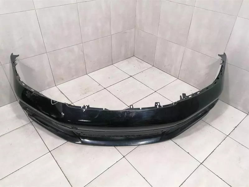 Porsche 911 (992) Porsche 911 992 Front Bumper 992807221N Front Bumper Body type: Convertible
Fuel: Petrol