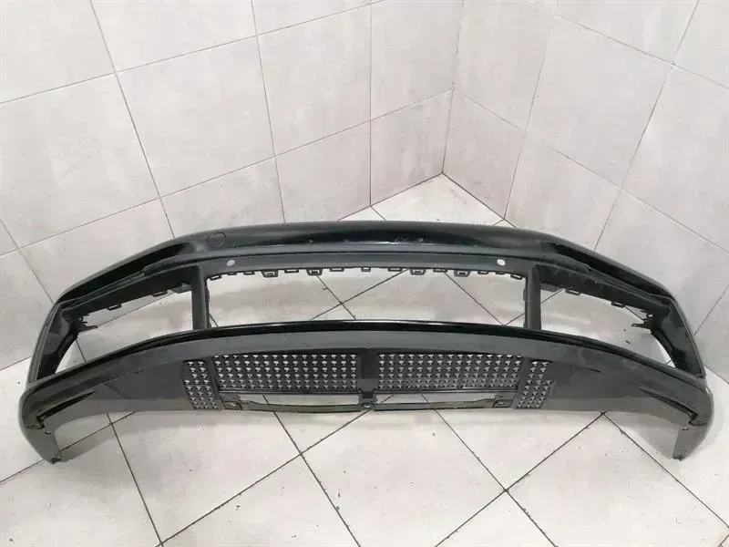 Porsche 911 (992) Porsche 911 992 Front Bumper 992807221N Front Bumper Body type: Convertible
Fuel: Petrol