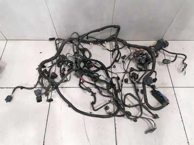 Aston Martin DB9 dzinēja nodalījuma vadu loks 6G43-14290-AA dzinēja vadu komplekts RHD