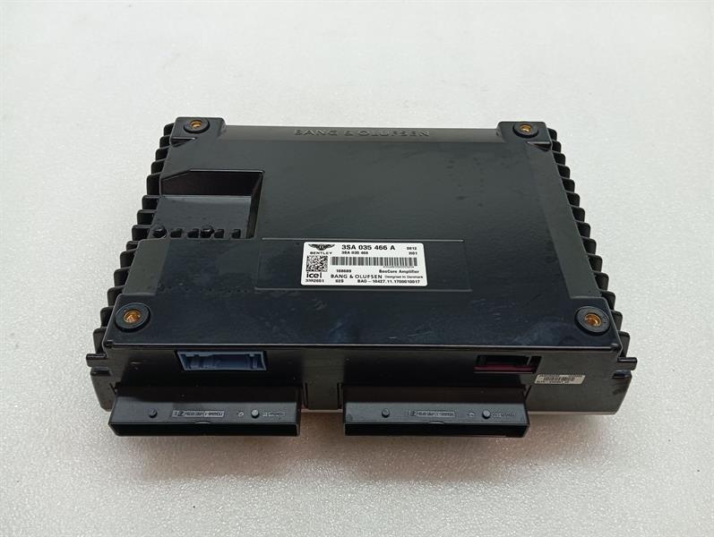 Bentley Continental GT Vahvistin BENTLEY CONTINENTAL GT 18-24 3S Amplifier 3SA03...