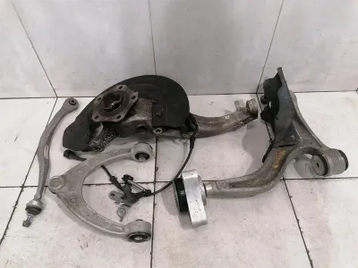 Bentley Continental GTC 18-24 3S ступица передняя правая 971407246L корпус подшипника ступицы правый