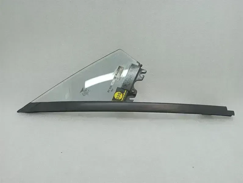 Bentley Continental GT Right Front 1/4 Glass Bentley Continental GTC 18-24 3S 3SD Right Fron...