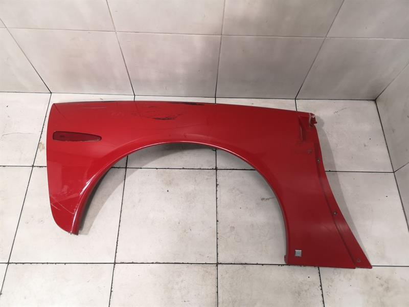 Chevrolet Corvette (C6) Chevrolet Corvette C6 Rear Right Wing 22813552 Front Right Fender
