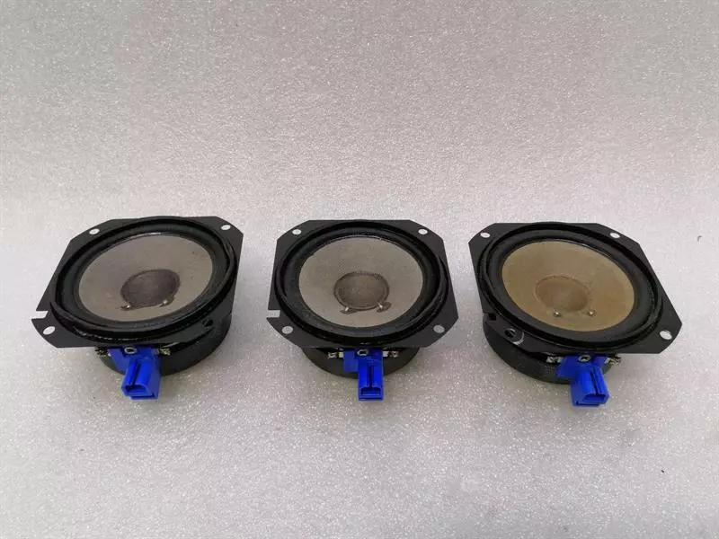 Chevrolet Corvette (C6) Chevrolet Corvette C6 Speaker 10302898 Speakers BOSE
