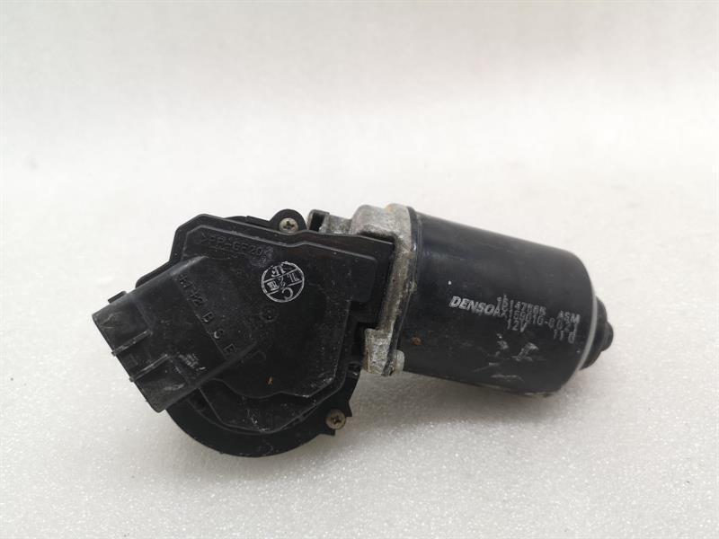 Chevrolet Corvette (C6) Chevrolet Corvette C6 Front Wiper Engine 15147565 Wiper Motor Front