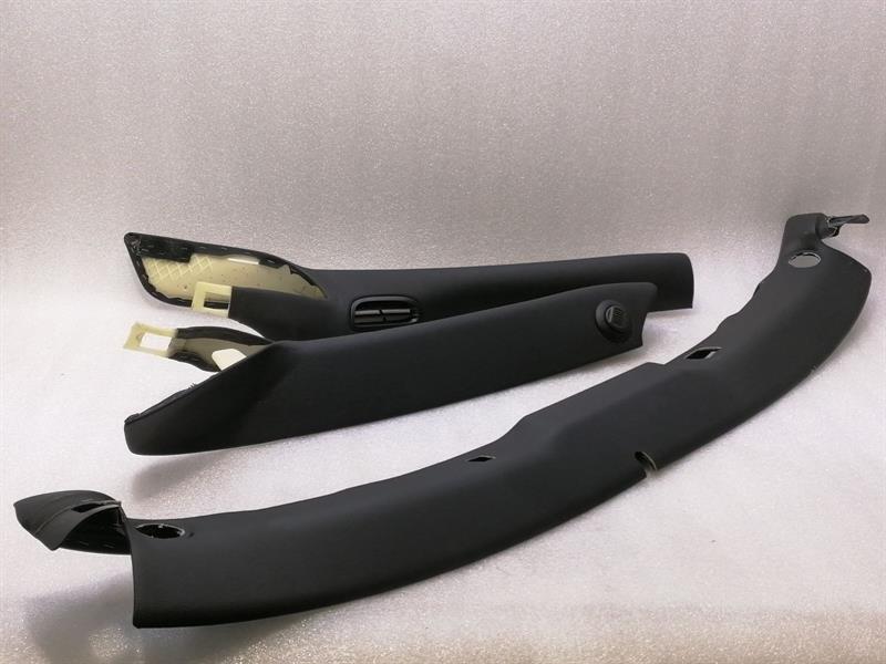 Chevrolet Corvette (C6) CHEVROLET CORVETTE C6 20791293 A Post Covers A-Pillar Cover Trim