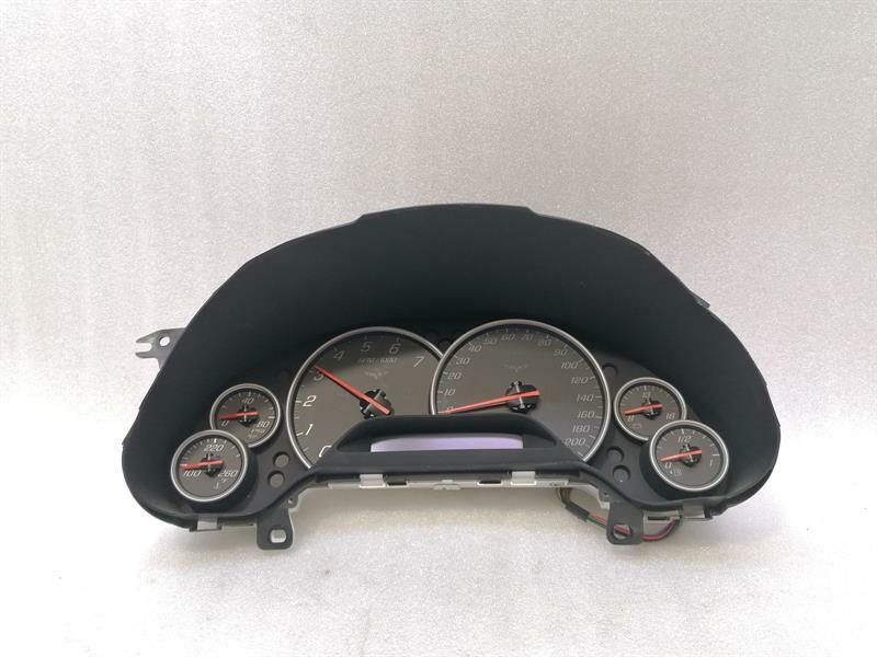 Chevrolet Corvette (C6) Chevrolet Corvette C6 Instrument Cluster 15832637 Speedometer