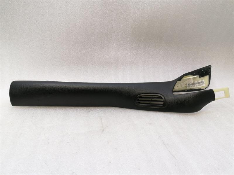 Chevrolet Corvette (C6) Chevrolet Corvette C6 Left A Post Cover 15240830 Left A Pillar Trim