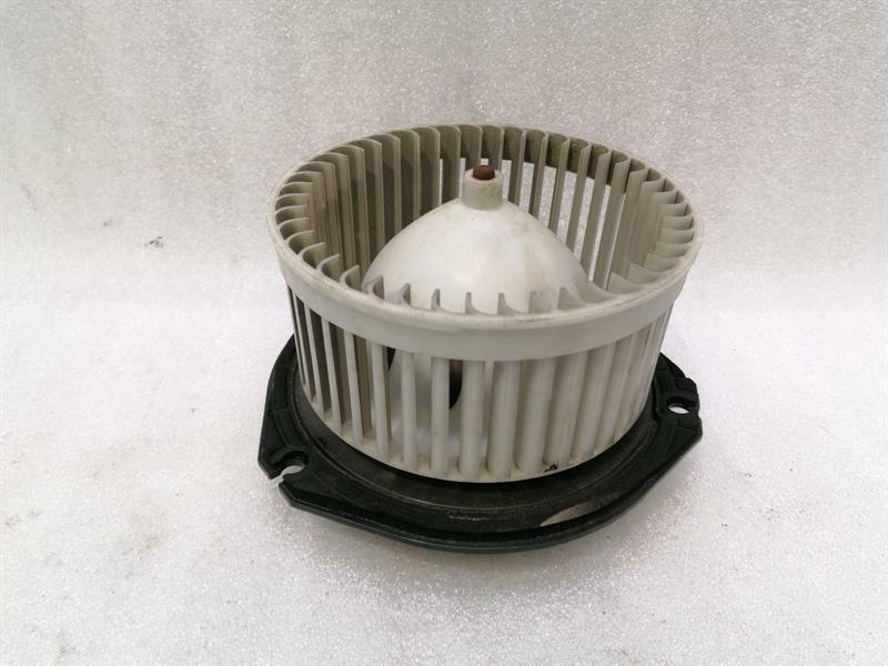 Chevrolet Corvette (C6) 2005-2013 Chevrolet Corvette C6 Heater Blower Engine 52414839 Engine Heater Fan