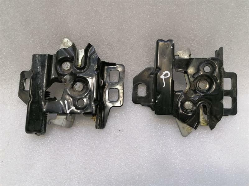 Chevrolet Corvette (C6) 2005-2013 Chevrolet Corvette C6 Bonnet Lock Set CORVETTE C6 Hood Lock Set