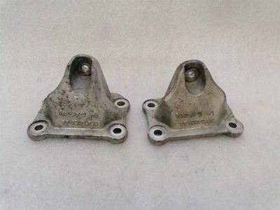 Mocowanie silnika Aston Martin Vantage V12 DG43-6031-AA